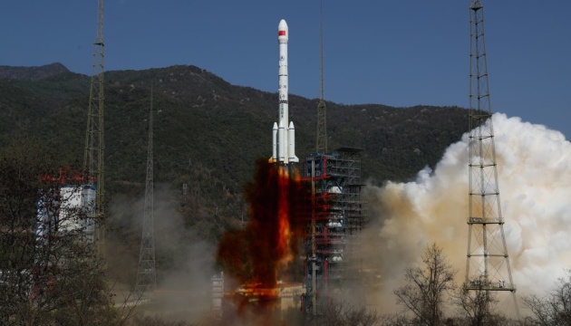 China launches satellite environmental monitoring system